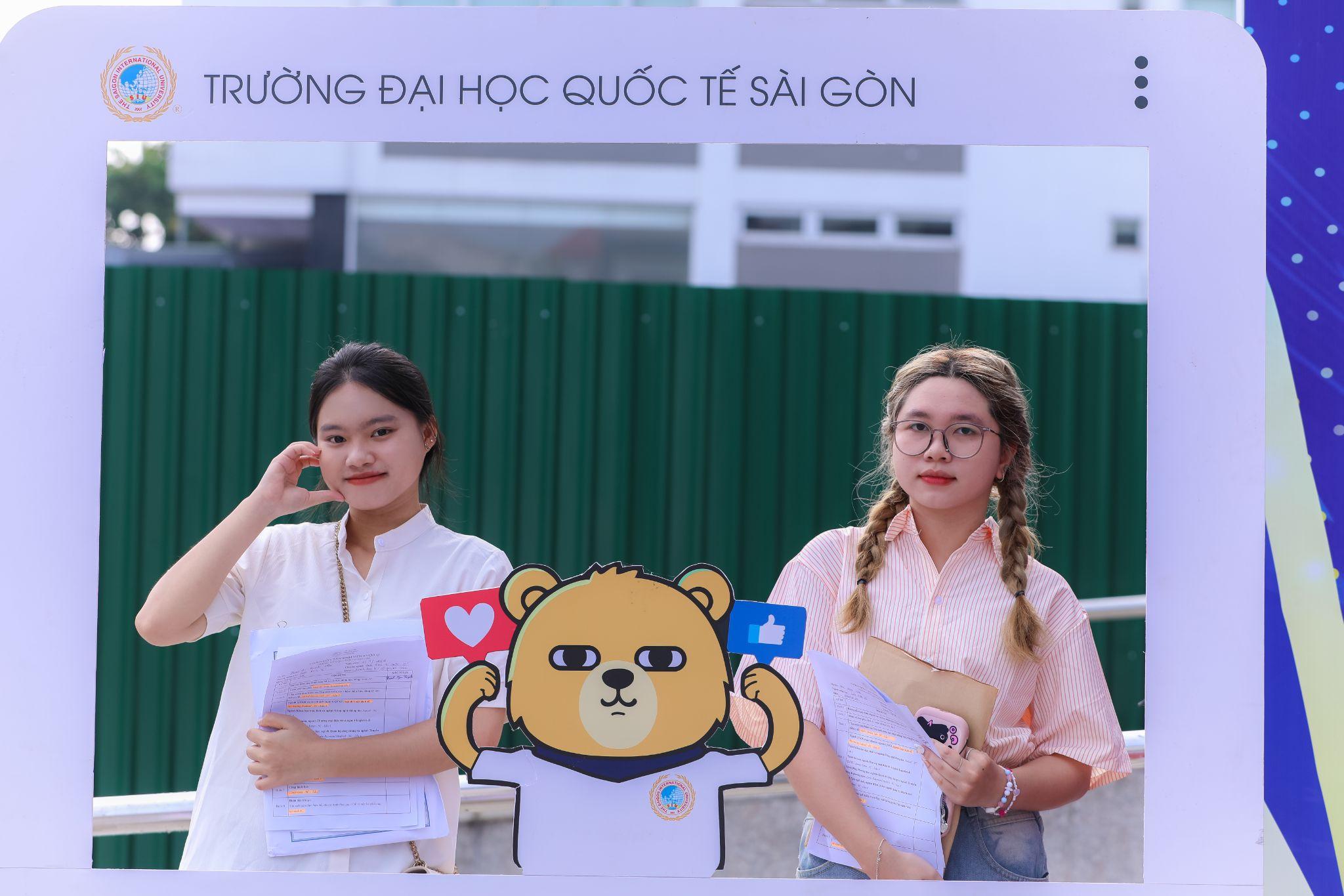 Ngày đầu tiên của hành trình mới - SIU chào đón tân sinh viên K17