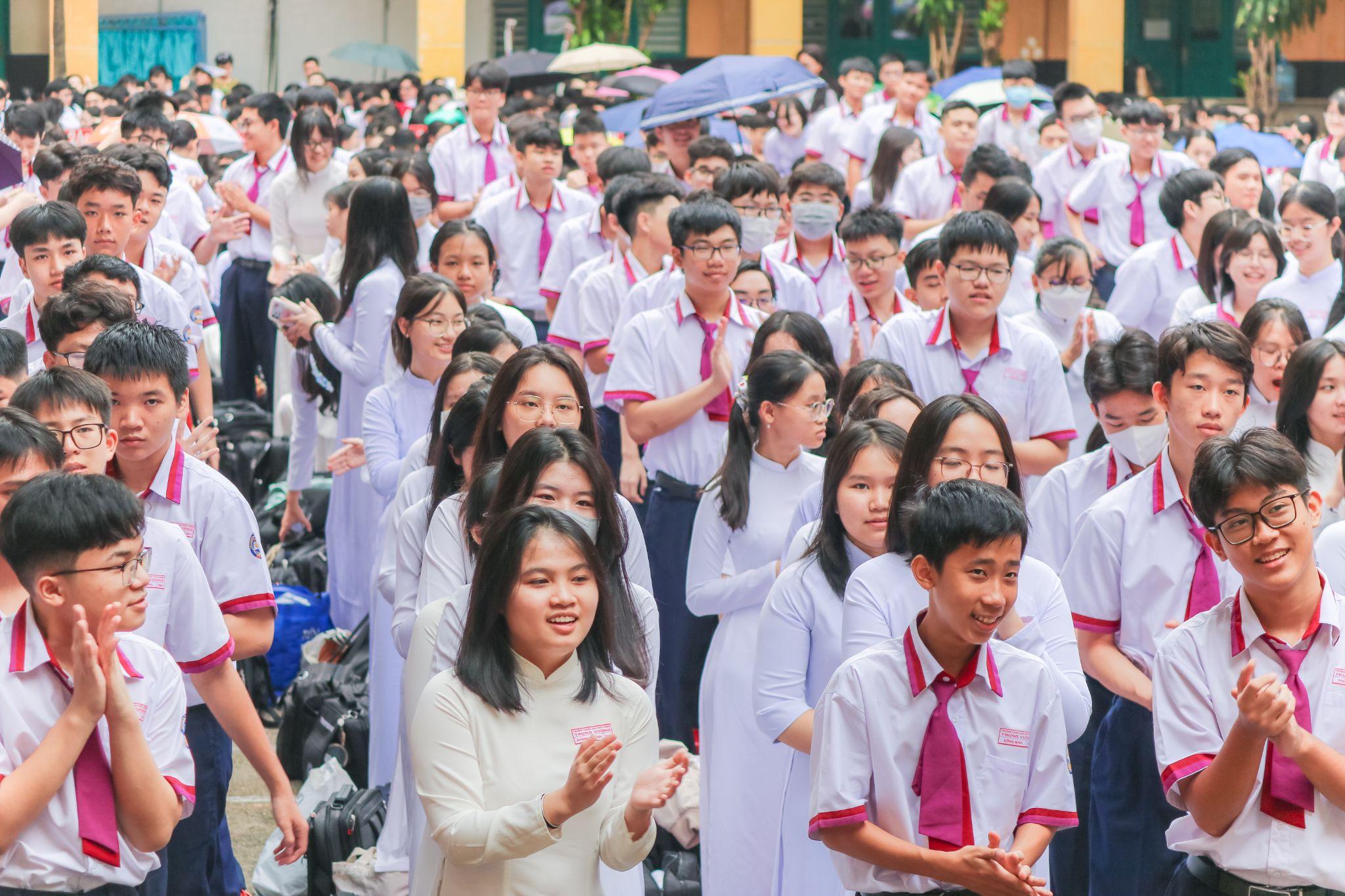 Chung tay cùng SIU xây dựng không gian số tích cực