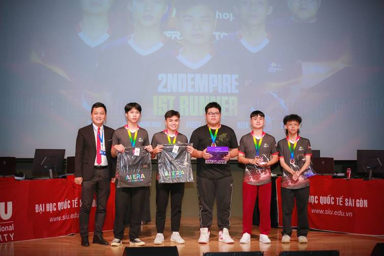 W Gaming đăng quang vô địch Giải đấu SIU Esports Student Championship - SIU CUP 2024